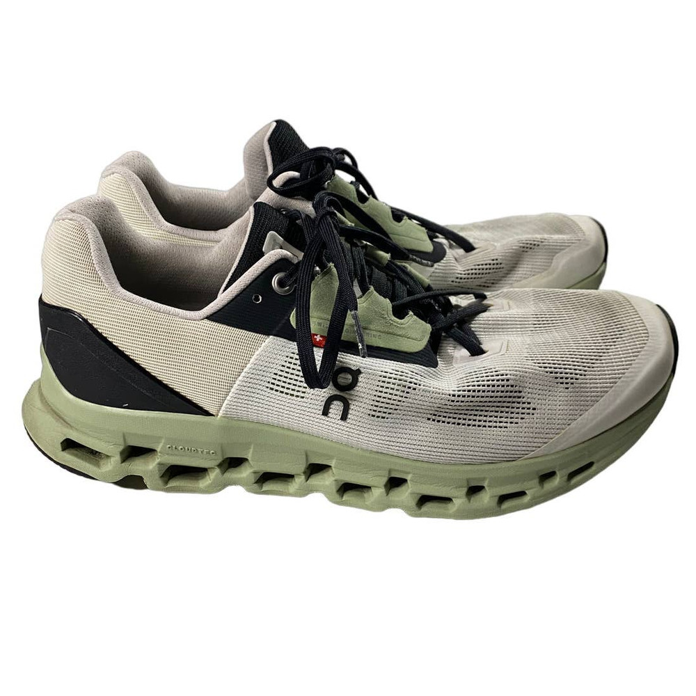 ON Running On Cloudstratus Running Shoes Men's Size 9